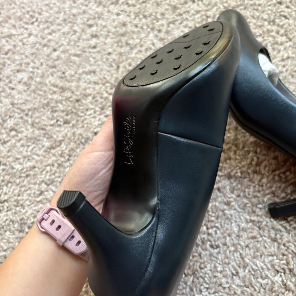 Navy Life Stride Heels - Picture 5 of 6